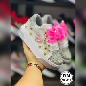 Skechers